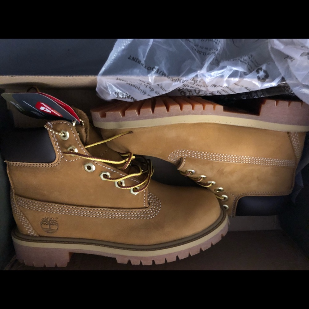 Kids Wheat Timberland Size 1.5